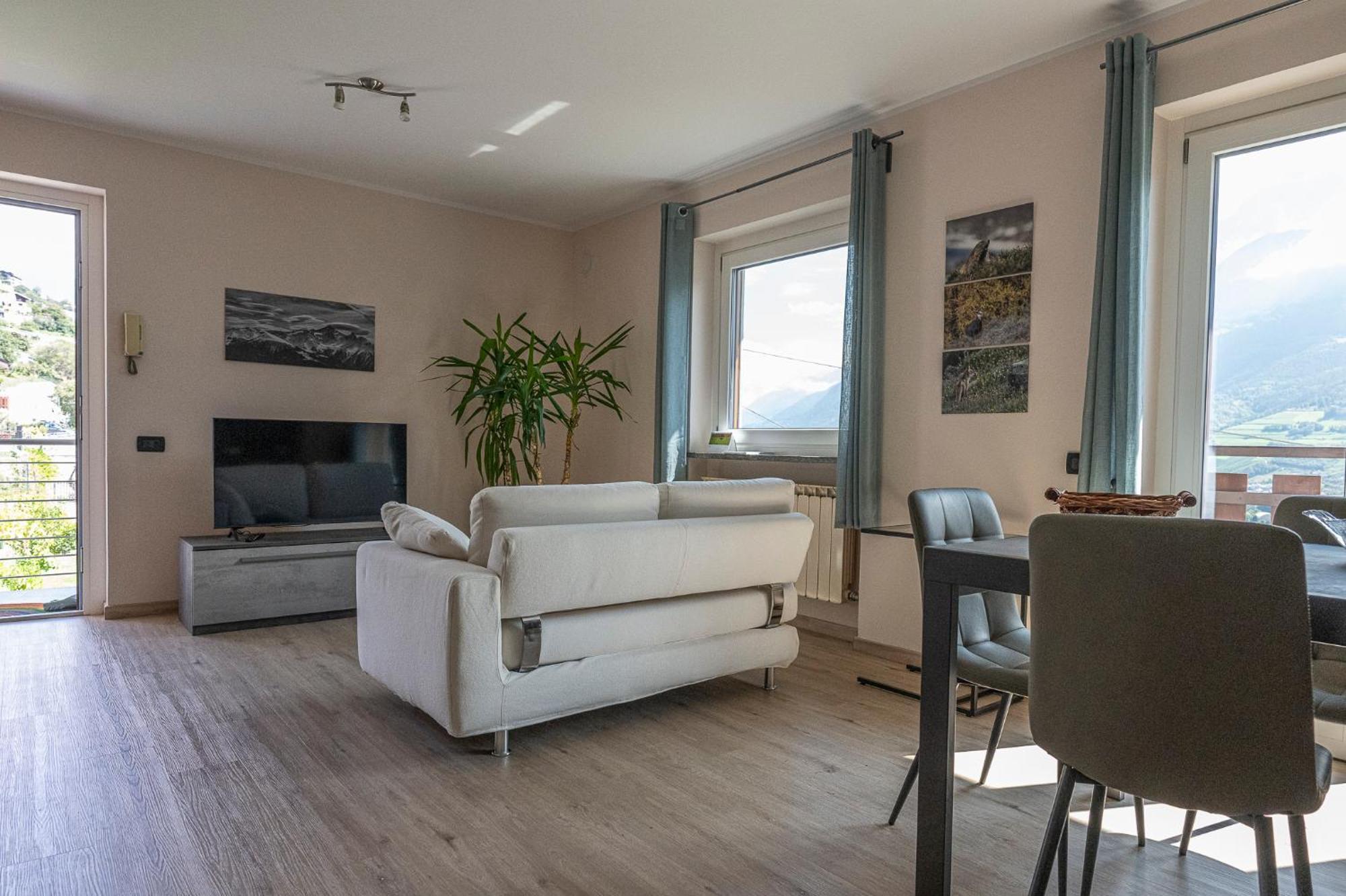 La Casa Delle Farfalle - Cir Vda Sarre 0001 Аоста Экстерьер фото